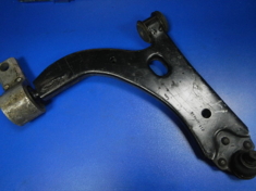 1212807 Рычаг передний правый Ford Fiesta