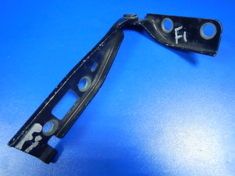 1324621 Петля капота Ford Fiesta