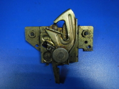 1478991 Замок капота Ford Fiesta