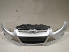Бампер передний Ford Focus 3